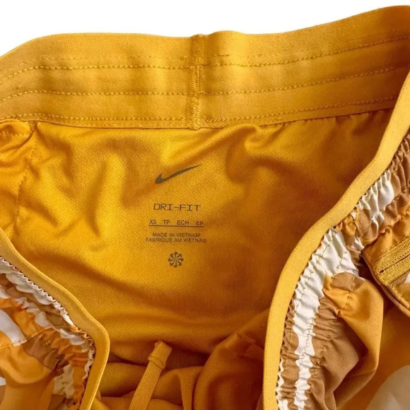 Nike Swoosh Dri-Fit Gold Yellow Running Shorts Training XS - Picture 4 of 7